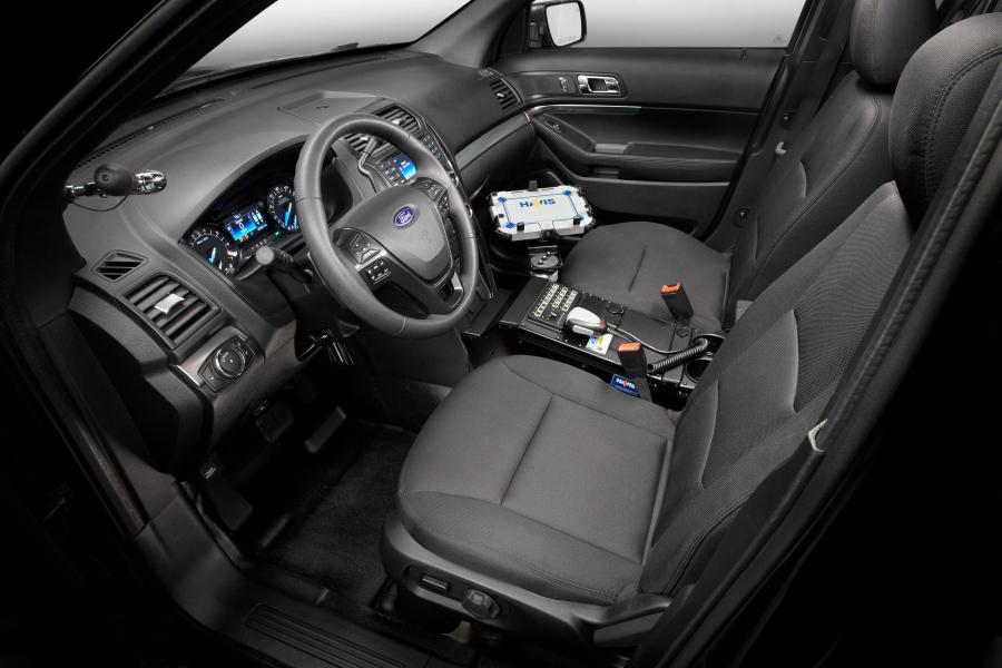  Ford Police Interceptor Utility 2015 года  (фото 8 из 12)